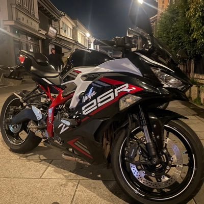 01 /Ninja ZX-25R🏍️