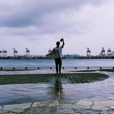 劇団森Ⅲ年代/しゅうかいしつ
舞台監督や役者など
目標:人を信じて生きる
/ヘッダー撮影:樫村美羽