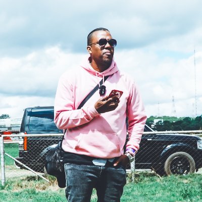 courtneyantipas's profile picture. CAPTURE THE POSITIVE 📷 | https://t.co/1yuImMOTLa