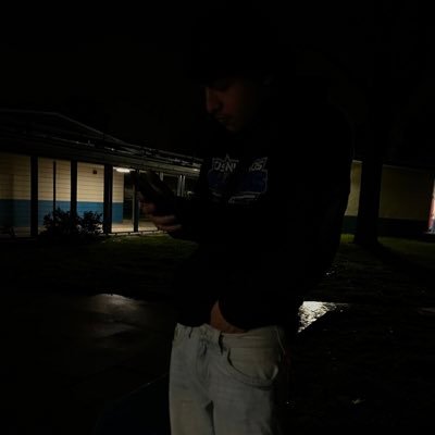 Lowks11738's profile picture. 22