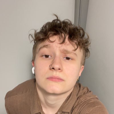 LLL9994EVR's profile picture. 22 🏳️‍🌈 ¯\_(ツ)_/¯