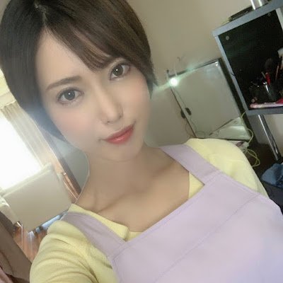 某厚生院(中央病院)の看護師です。弐寺、DDR、ストII、餓狼スペ、ドラクエ、FF、GLAY、三宅由佳莉、半崎美子、e.muは私にとっての心の支えです。ゴスロリやメイド服も好きです。Apple信者でもあります。