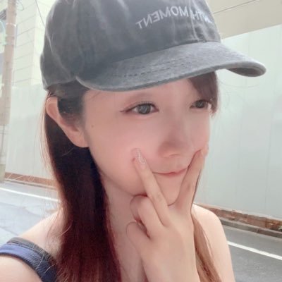 asami992449's profile picture. 
