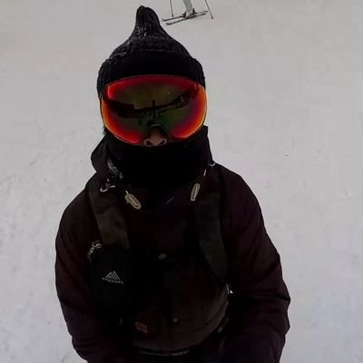 708mura's profile picture. スノーボードとバイクが好きなガンダムオタクです