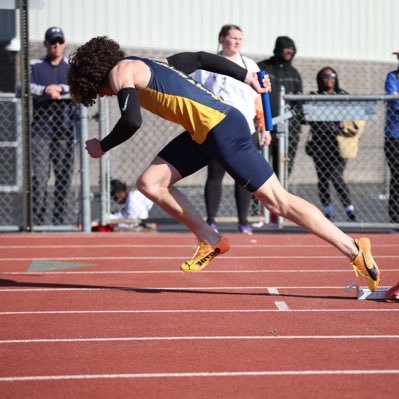 Moeller high school 2025 | football/Track | WR | Sprinter | 100 meter dash(11.40)| 200 meter dash(22.57)| LJ(21.7)