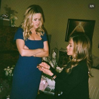 laurasbrad's profile picture. 