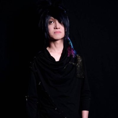 FUJIYAMA Dr.・death stringer Dr. ・GAUZES support Dr. ・SepulturaとSEX MACHINEGUNSが大好物でトリビュートバンドもさせてもらってます。
