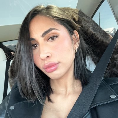 RoopamkA's profile picture. QA | Physics | Event Management