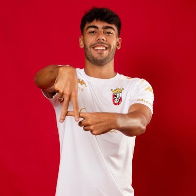 Jugador del @ADCeuta_FC ⚫️⚪️ 🔙 Sevilla FC 🔴⚪️ @380amk ⚽️