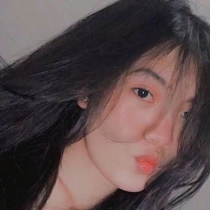 putrimeera09's profile picture. 