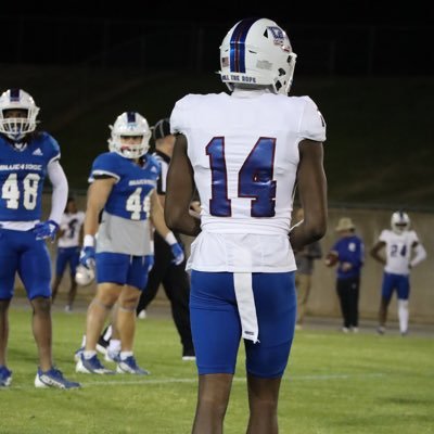 curry_garrison's profile picture. TE 6’4 245 @bluehosefb
