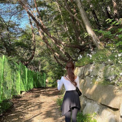 Lore33023051's profile picture. 