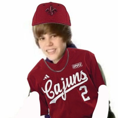 Fan of… #Bieber #Cajuns #LSU #McNeese (in that order)⚜️UL Alum🌶️ 6 ft tall 🧍🏽‍♂️Size 12 👟 34x32 👖Large 👕