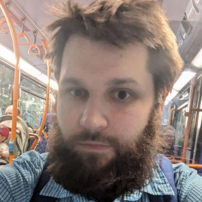 Indie hacker, AI-obsessed | #buildinpublic
https://t.co/Bx7HeaM8A3 (MRR - 0$)