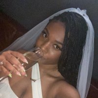 Cowboy Flowers 🐴🤠🌹 (@mahoganyroe) 's Twitter Profile Photo