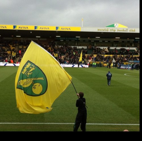 Proud NCFC supporter & proud father to two bootiful children.