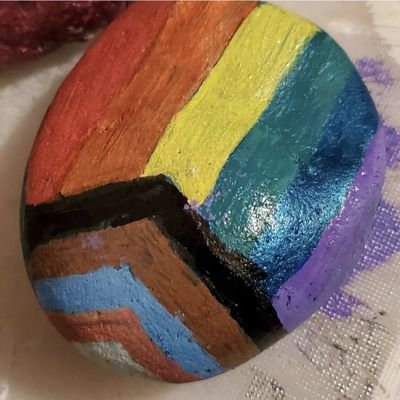 I paint rocks with quotes and images supporting the Trans community and LGBTQ2S+ 🏳️‍🌈 🏳️‍⚧️hoping to get more followers than terf_rocks!