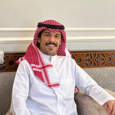 uzq_4's profile picture. 