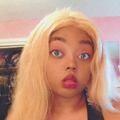 Fin Dom💖 Tribute $25 💖 Singer💖Cashapp & Venmo $carmenthabaddie 💖Hardest glow up this century. 💖