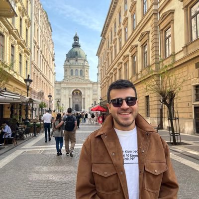 defactocaesar's profile picture. Legal Professional