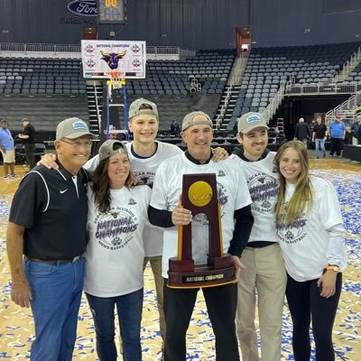 Proud Father and Husband. Head Basketball Coach Minnesota State University.