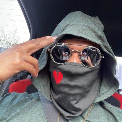 18+ || Anime Geek 🤓 || HTX 🤘🏾|| Gamer 🎮 || 420 😮💨|| Mommy Lover || BBW Lover || Backshot King 👑 || Str8 Male ||