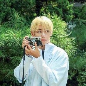 ✧ 𝘝𝘢𝘯𝘵e✧ i miss taetae 🥺 𝙏𝙮𝙥𝙚 1