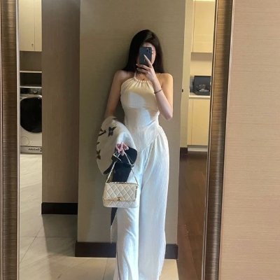 LJennefer12249's profile picture. 