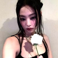 cherry(@rtnflwrs) 's Twitter Profile Photo