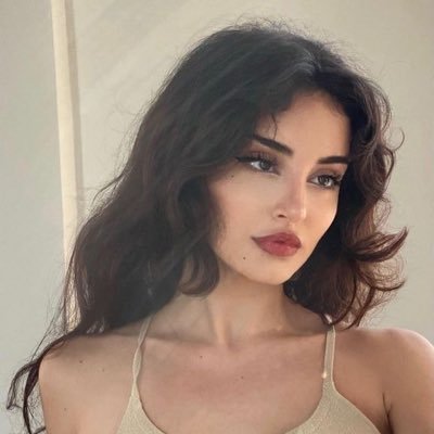 Q_Acui's profile picture. 