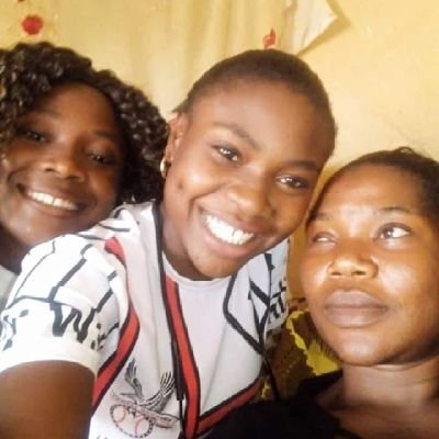 I am a God fearing man
and I
love meeting people, am
hardworking
humble and
disciplined.