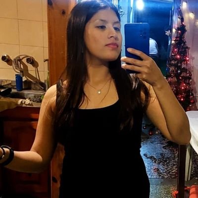 Cuando la vida te separa de un ser querido , ҽɭ  ɾҽcųҽɾɖɷ de su sonrisa es la mejor manera de seguir adelante 🌹
