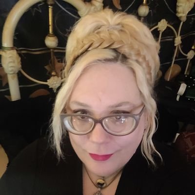 Former radio personality, Grand Ambassador To Our Alien Overlords, married, proud mom, mental health advocate. Bipolar and PTSD. Not ashamed. NO DMs.