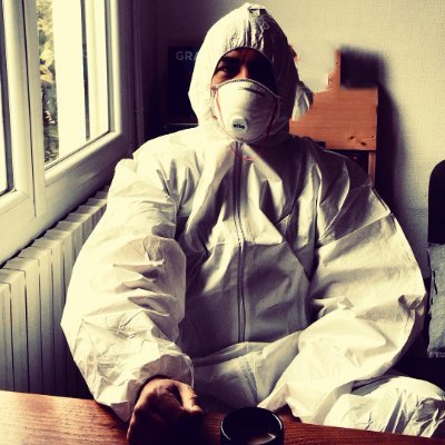 b_yarsel's profile picture. Aimer, rire, lire Lénine.  
📣 Comité Rosa Luxemburg de Nantes I #NPA-R 
#VamosFener - FSK Kongre.