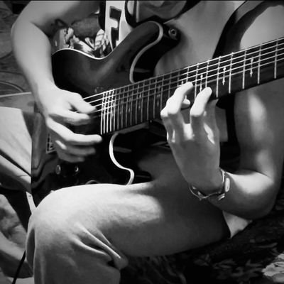 I produce music and play guitar...
Habana Cuba
+5350703808👈Business Contact
