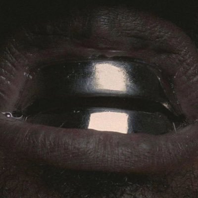 ParlonsMusicc's profile picture. 