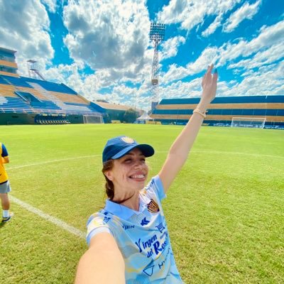 Economista 🎓👩🏼💻 Luqueña 💙💛 《Haciendo lo que me gusta y de corazón, no por obligación 🤍》