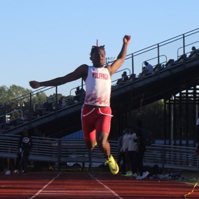 |SO|#25 for woodland high school(Stockbridge ga)|DB|150LBS|5’8|GPA:3.05| Track: Triple jump 42 ft 2.50 in|Long jump 19 ft 5 in| squat:315