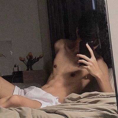 Dak2UNIMAP_'s profile picture. • Chinese Look / 183cm / Single / Bisex •
Yang Kenal Aku dalam LIVE rumah hitam, 
Jangan Komen Pelik-Pelik. Citer Sini Habis Sini.