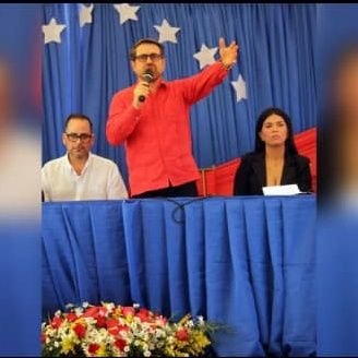 Carabobo-Puerto Cabello🇻🇪 #Revolucionaria#PSUV❤️ / 
Ex-Concejal del Municipio Puerto Cabello.
Legisladora @CLECarabobo.