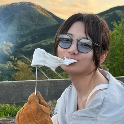 lolfjfhbdvr's profile picture. 