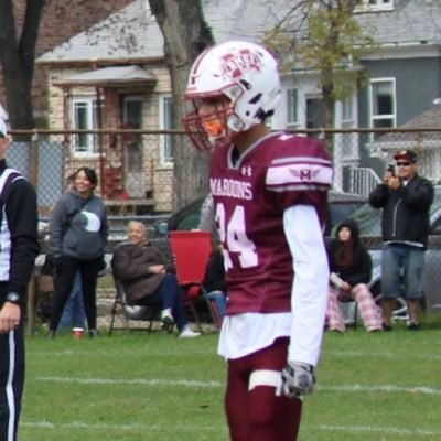 6’1   ||Wr/Db ||155 lbs ||📚Daniel McIntyre Collegiate Institute ||