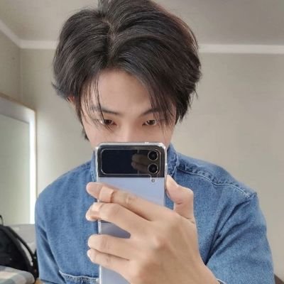 ✰ — welcome to the official
ㅤㅤㅤㅤㅤㅤㅤ ㅤ ㅤ ㅤ profile of rkive's gf !
