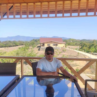 alentumoy61895's profile picture. 