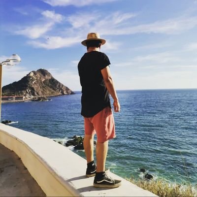 Punkeloo's profile picture. I’m bored with being god.