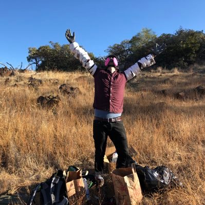 sakarchi_'s profile picture. @UBC. PhD student studying how populations evolve to persist and persist to evolve.