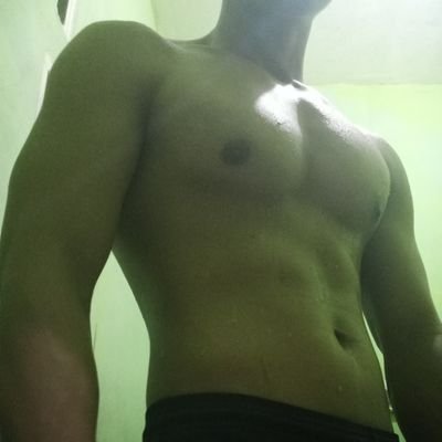 HanzinaL80699's profile picture. 