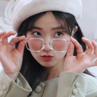 aya(@hyeyooniverse) 's Twitter Profile Photo