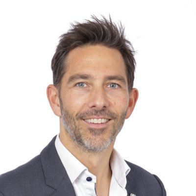 Chief Growth Officer, QR_ | Advisor | Building Tomorrow’s Data-Driven Organisation Today | Transformative Leadership in Renewable Energy and Automotive Sectors