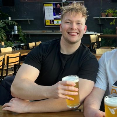 loguey123's profile picture. he/him